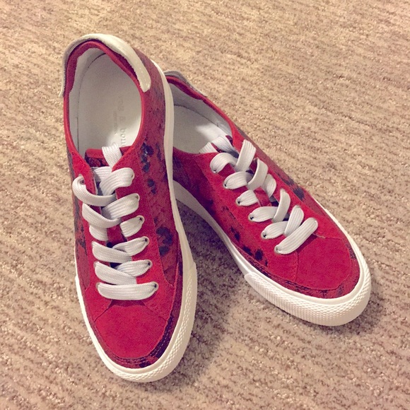 Rag and bone red snake embossed low top sneaker - Picture 1 of 5